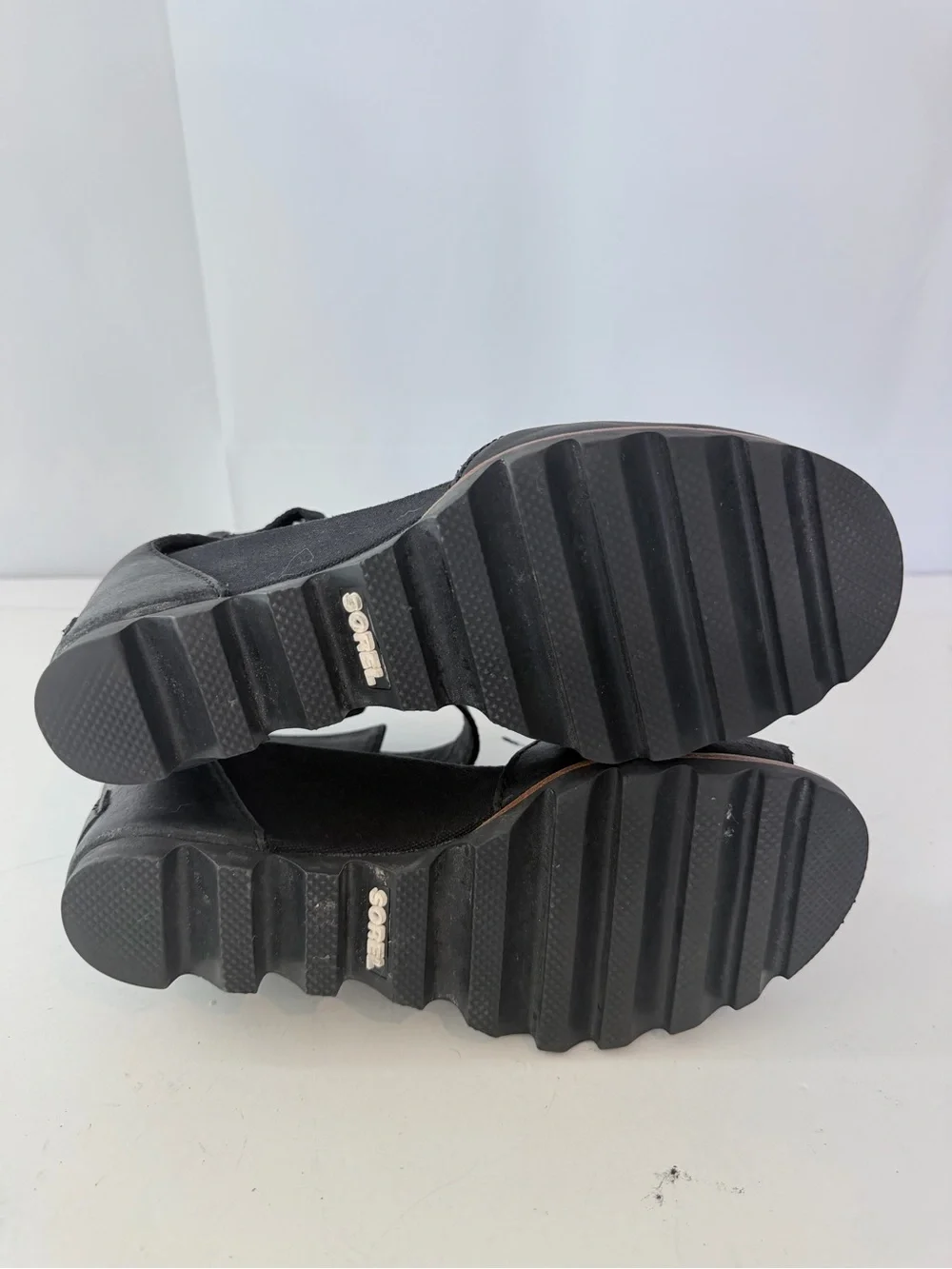 Sorel comfortable black